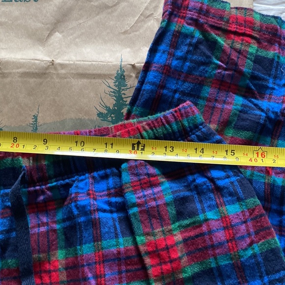 LL Bean Flannel Sleep Pants - Picture 6 of 12